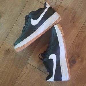 Nike Air Force 1, size 6.5 boys, black and white